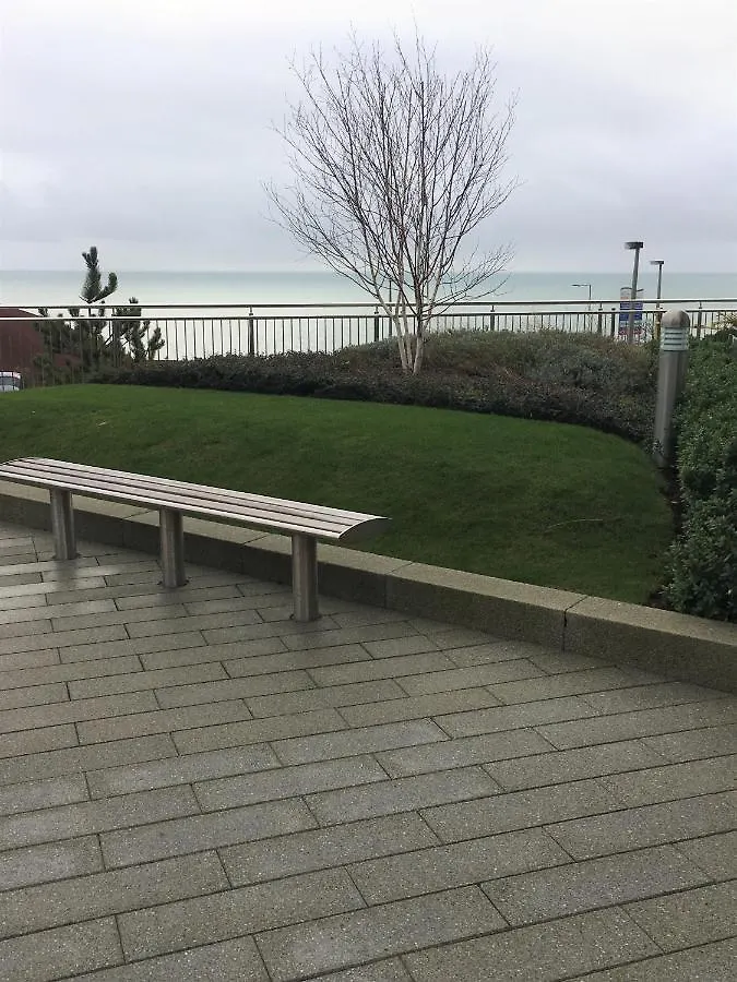 Seaview West Coast - Exceptional - 2 Bedrooms Sleeps 5 -Stunning Sea Views - 500 Metres To Beach Bournemouth 0*,